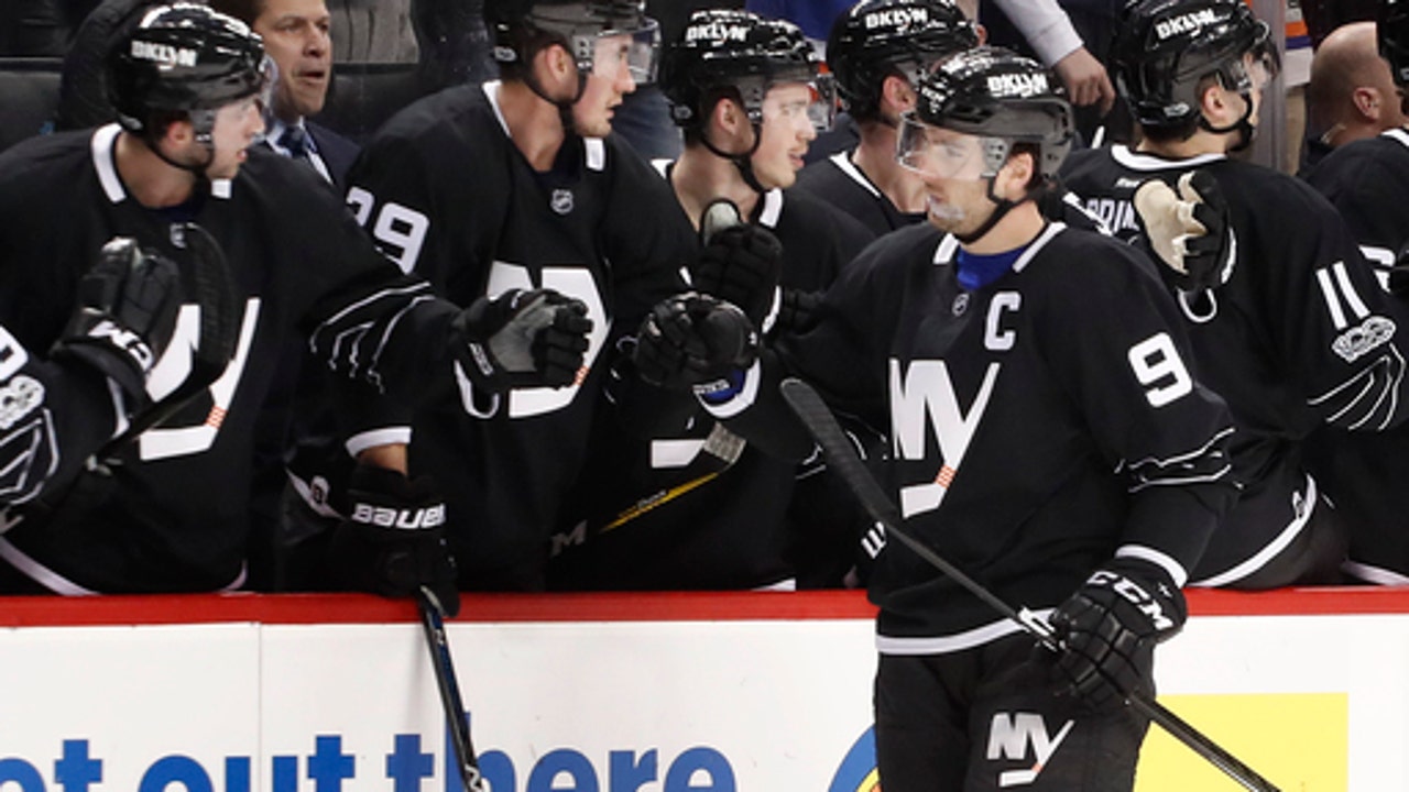 Tavares, Greiss give Weight win in Islanders debut (Jan 19, 2017)